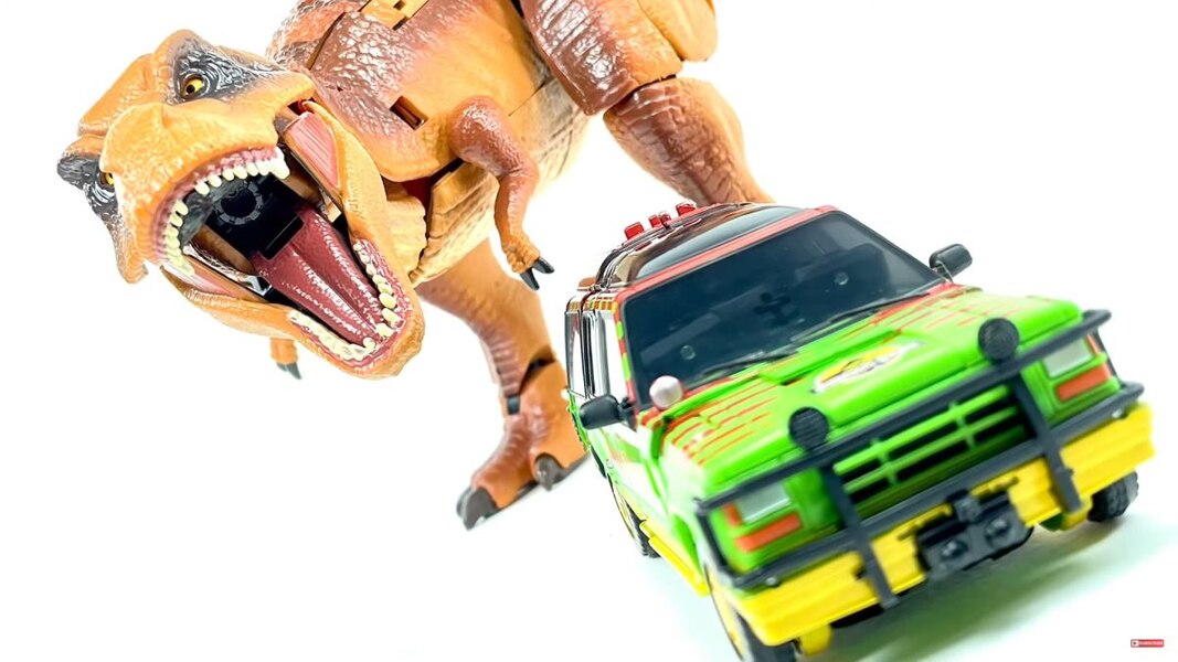Transformers Collaborative Jurassic Park Tyrannocon Rex & Autobot JP93  (17 of 17)